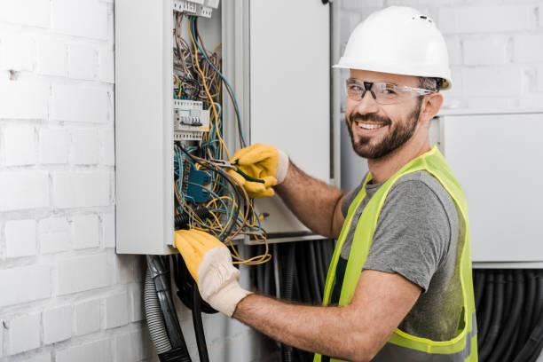 Best Local Electrician Companies  in Omaha, TX