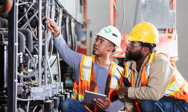 Best Affordable Emergency Electrician  in Omaha, TX