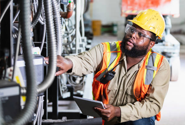 Best Emergency Electrician Near Me  in Omaha, TX